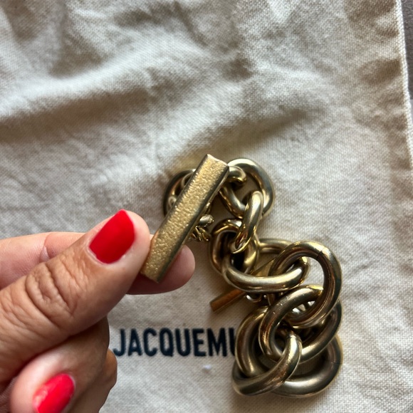 Jacquemus Chunky Gold Bracelet - Picture 5 of 10
